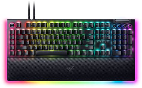 razer gaming keyboard .